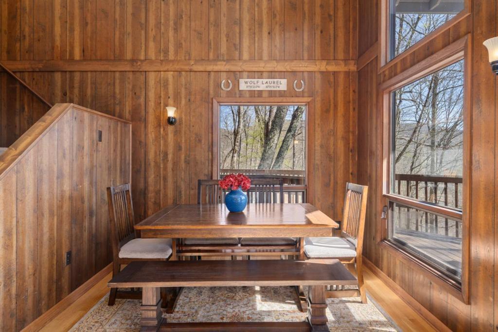 スイス Wolf Ridge Retreatヴィラ エクステリア 写真